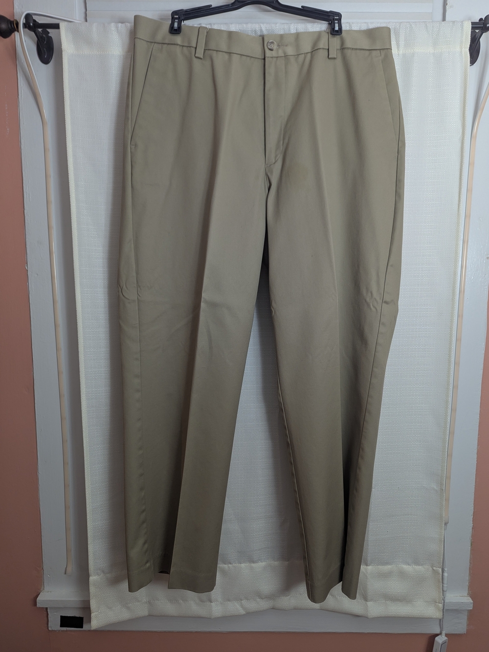 Dockers Men's Khaki Straight-Leg Chinos - Light Tan